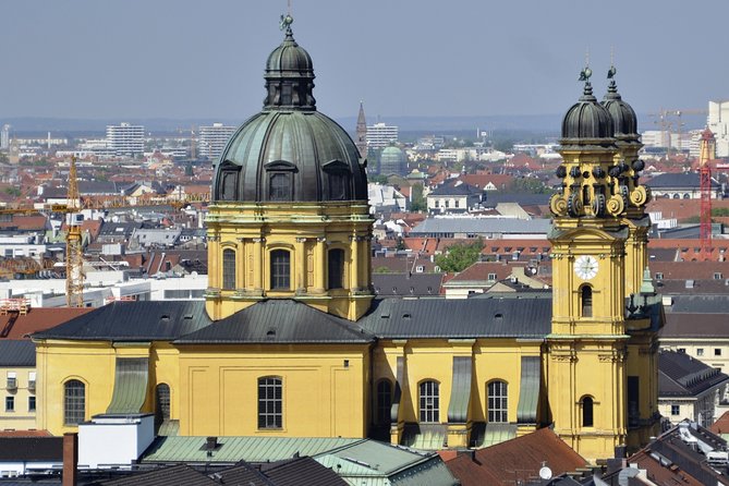 5 Top Churches in Munich Private Walking Tour - The meeting point setup (and why it matters)