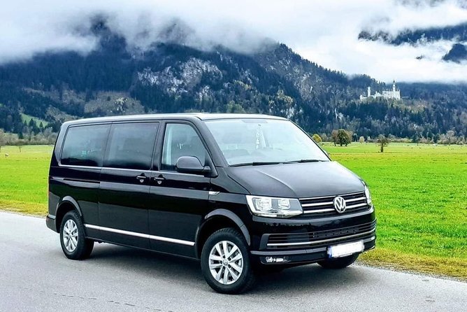 Comfort Mini-Van & Professional and FRiENDLY Guide: CUSTOMIZED 1-DAY TOUR from Munich - Linderhof: the smaller castle that feels more intimate