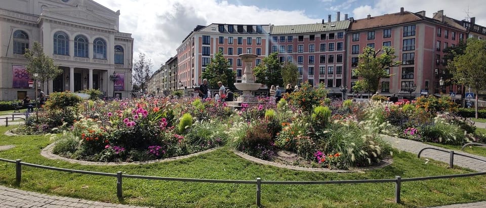 Culinary Haidhausen - The Food Tour - Weißenburger Platz Fountain: The Tour’s First Neighborhood Hook