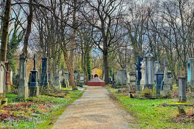 Death and Chocolate: Walking Tour of Munich's Old South Cemetery - Key highlights worth knowing