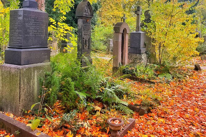 Death and Chocolate: Walking Tour of Munich's Old South Cemetery - Sendlinger Tor: Devil’s Gate, medieval walls, and a virus memorial