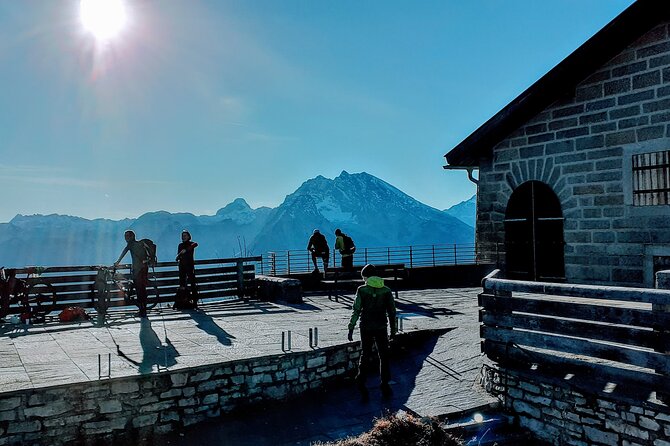 Eagle's Nest, Lake Königssee and 'Fuehrer Headquarters' Private Tour from Munich - Königssee Village Moments: Photos, Photo-Stop Energy, and an Easy Break