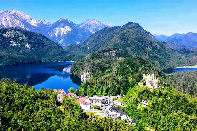EXCLUSIVE 3 Royal Castle SKIP-THE LINE Tour of Neuschwanstein + Linderhof + Hohenschwangau from Munich - Hohenschwangau: Ludwig’s father’s summer residence with a guided plan