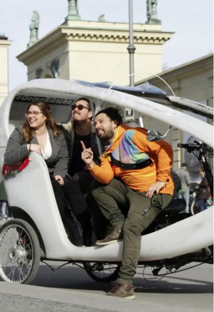 Exploring Munich in a Rikscha - Starting at Burgstraße 2: easy to find, easy to settle in