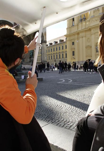 Exploring Munich in a Rikscha - Marienplatz (10 minutes): your orientation square with real story momentum