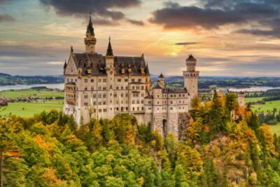 From Füssen: Neuschwanstein & Linderhof Castles Private Tour - Mary’s Bridge Photo Stop: When Access Is Open, Get Your Shots Fast