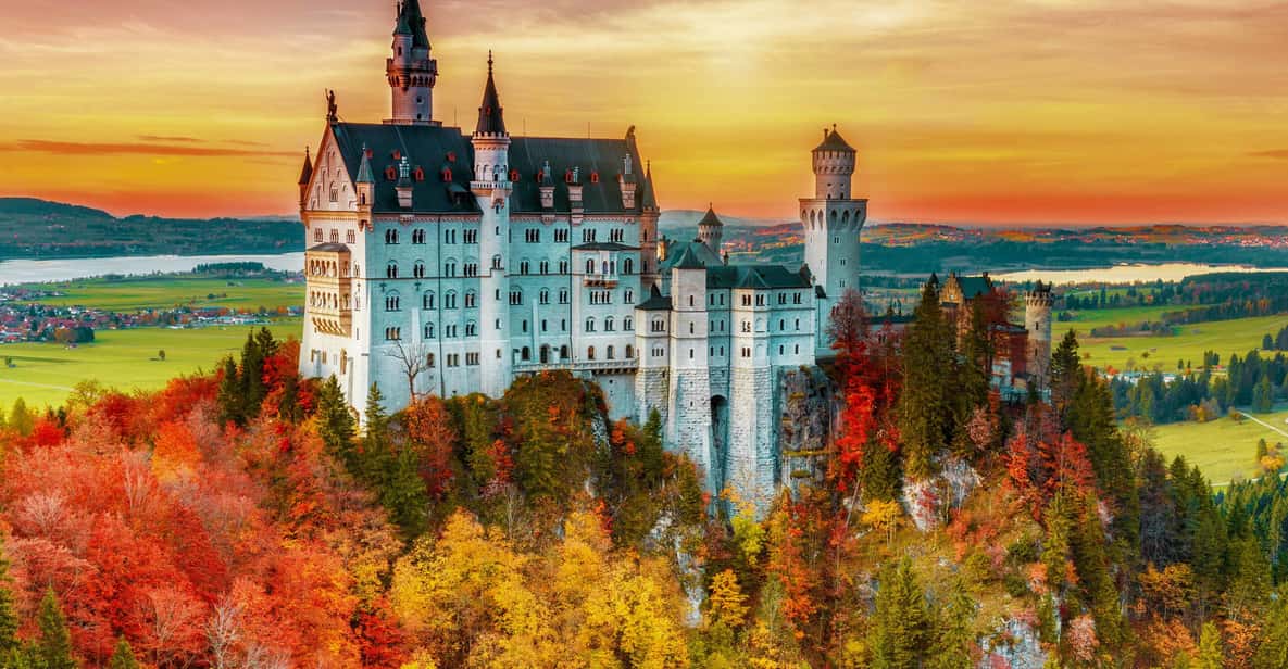 From Hohenschwangau: Tour to Neuschwanstein Castle - Getting Started at Hohenschwangau P3 (Alpseestraße 1)