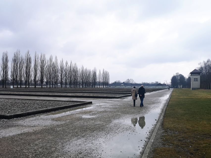 From Munich: Dachau Memorial Site Tour in Spanish - Key highlights that make this tour worth it