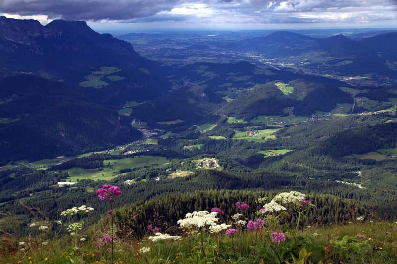 From Munich: Eagle's Nest, Königssee & Salzburg Private Tour - Eagle’s Nest: the viewpoint time you can actually enjoy