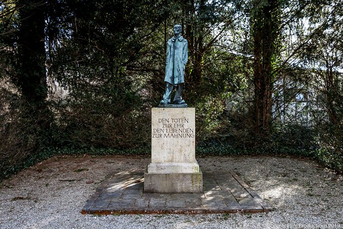 Full-Day Dachau Concentration Camp Memorial Site Tour from Munich - Barracks, daily routine, and memorial spaces that add human scale