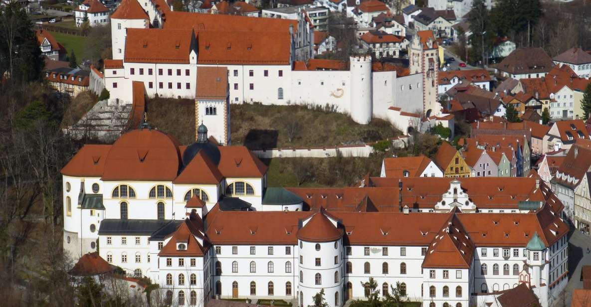 Füssen: Private Guided Walking Tour - Starting at Schrannenplatz and setting the pace