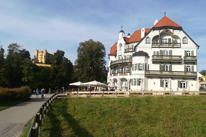 Half day- from Fussen to Neuschwansteincastle & Linderhof castle - Key points at a glance