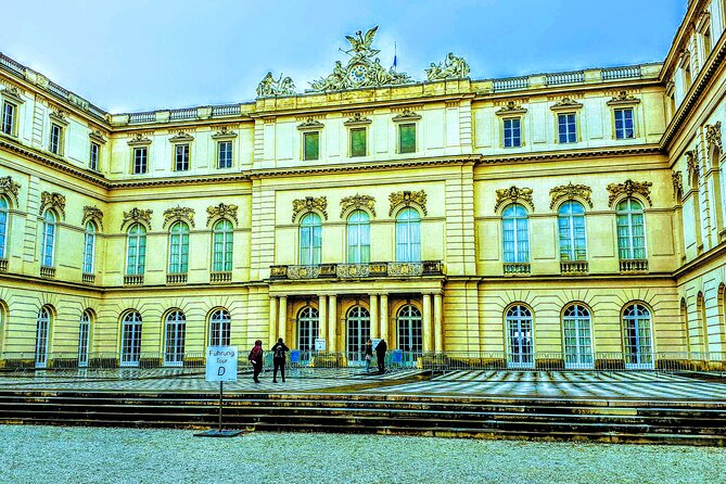 Herrenchiemsee Palace EXCLUSIVE Lake Chiemsee Tour with Salzburg or EAGLE'S NEST from Munich - Upper Bavaria Driving Time: When the Van Ride Actually Adds Value