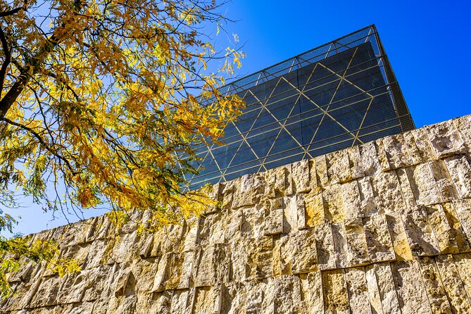 Jewish Museum & Jewish Quarter Guided Tour with Tickets - Car Transfers in the 4-Hour Option: Worth It in Real Life