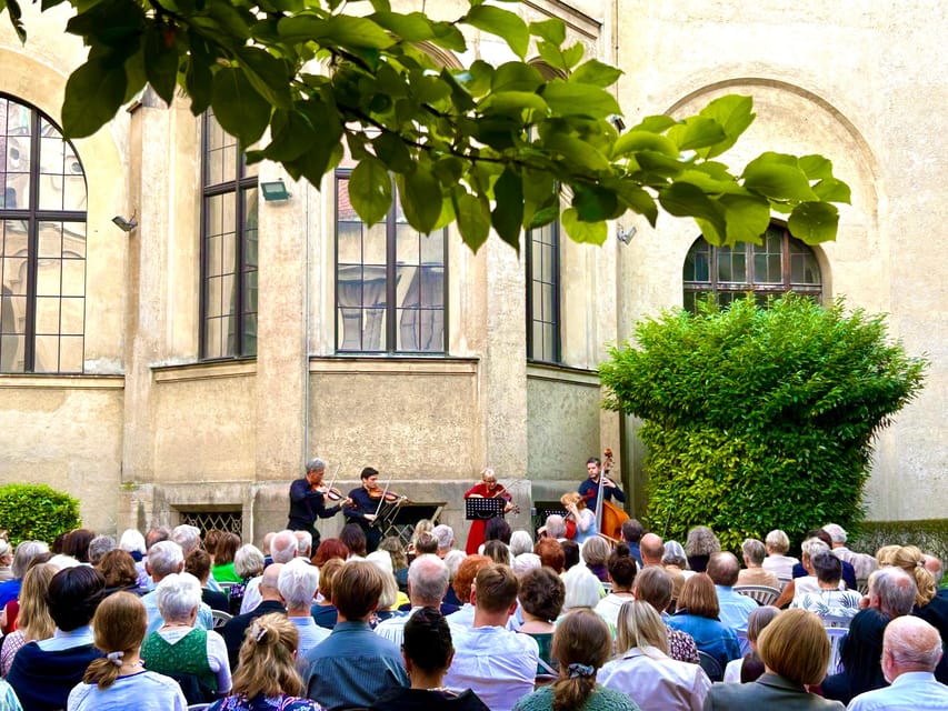 Klassik im Museum - Mars-Venus Hall concert format: unreserved seating and a tight one-hour window