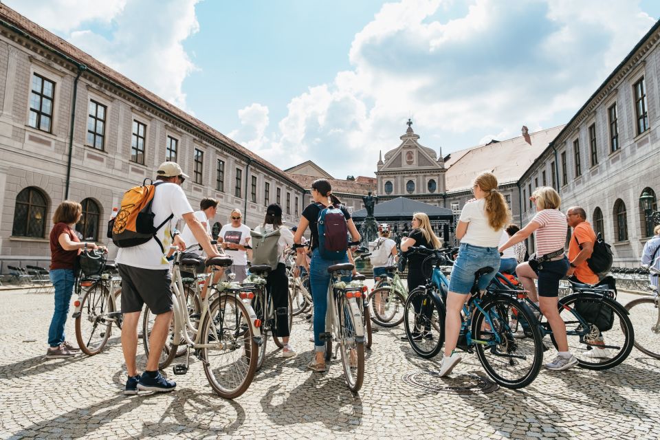 Munich 3-Hour Guided Bike Tour - Maximilianstrasse, the Residenz, and Hofgarten: power meets calm