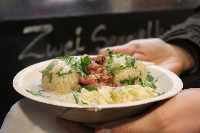 Munich Christmas Market Food Tour with Tastings - A 3-hour Christmas market route that saves you time and decision fatigue
