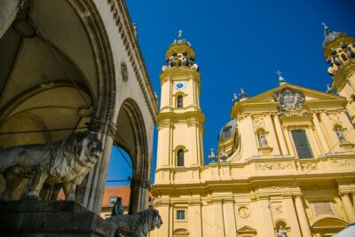 Munich City Bike Tour + Beer Garden Lunch Stop - Königsplatz: Culture Hub and the Dark Side of the City