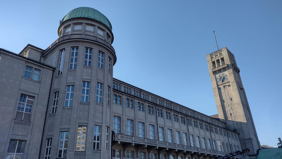 Munich: Deutsches Museum Guided Tour with Entry Ticket - Your 2-hour route across five floors (and what changes with a guide)