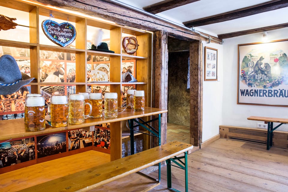 Munich: Food Tour Beer- 3 small beers & "Brotzeit" in GERMAN - Price and logistics: is $87 worth it?