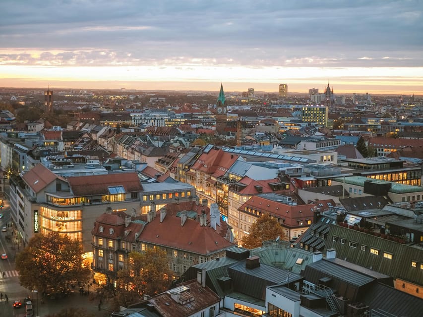 Munich Food Tour: The Ultimate Bavarian Full Meal & Drinks - Drinks and pacing: staying comfortable while you eat your way through Munich