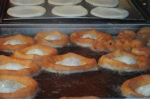 Munich: Guided Food Walking Tour with Beer Tasting - Starting at Isartor: the route begins with Munich in your glass
