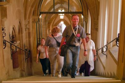 Munich: Guided Tour of the historic Town Hall on Marienplatz - Meeting at the New Town Hall and how the 2-hour plan flows