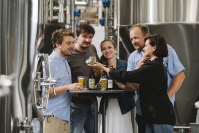 Munich: Hands-On Brewery Tour & Tasting of 4 Organic Beers - Finding your way: Großhadern to the brewery in 10 minutes