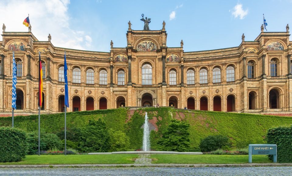 Munich: Highlights Private Bike Tour with Licensed Guide - Practical Tips: How to Get the Best Day on Two Wheels