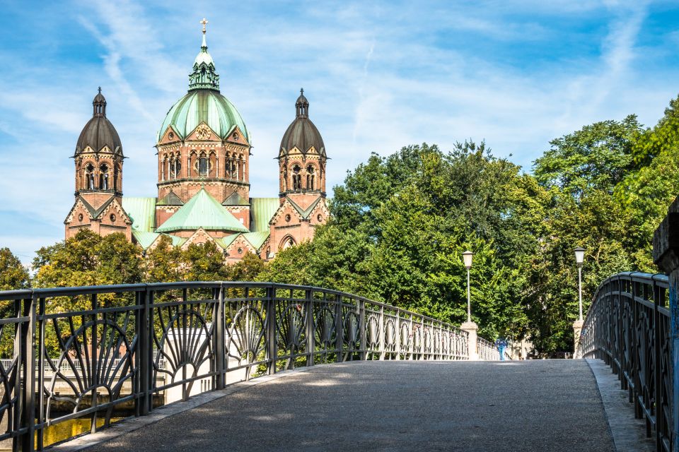 Munich: Highlights Private Bike Tour with Licensed Guide - The 6-Hour Experience: English Garden Time, Eisbach Views, and the Isar Crossing