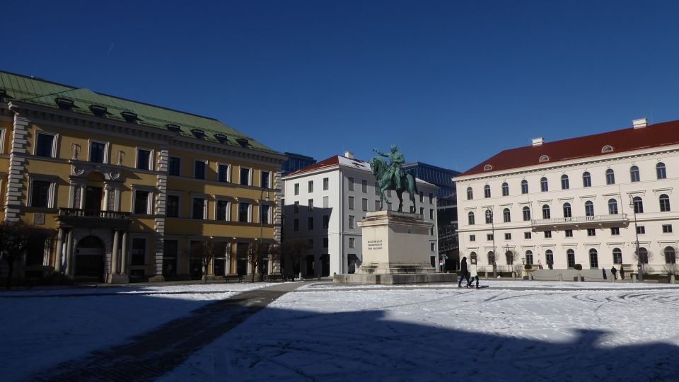Munich: Historical Walking Tour Maxvorstadt with GEO Epoche - Odeonsplatz to Maxvorstadt: the city’s story changes as you walk