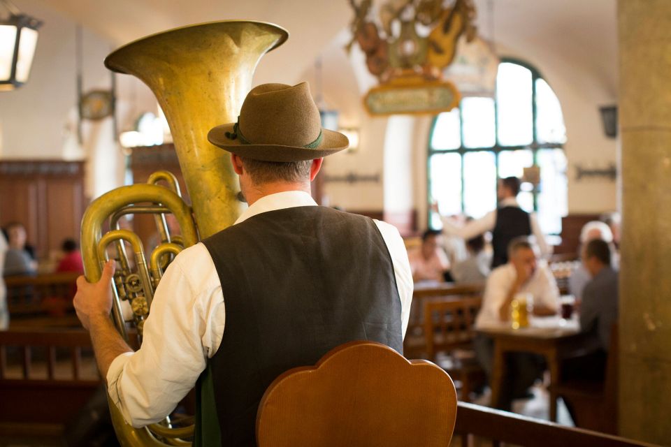 Munich: Hofbräuhaus Guided Tour with 1 Beer - Your beer token: how the mass works (and how to plan your timing)