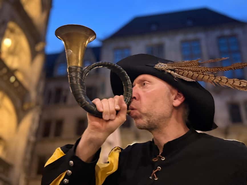 Munich: Night Watchman Tour in English - From Marienplatz toward Viktualienmarkt: where the stories match the streets