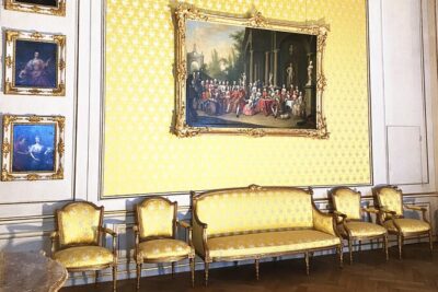 Munich Nymphenburg Palace & Carriage Museum Fast-Track Tour - Nymphenburg Palace: Baroque Rooms, Court Drama, and Real Highlights