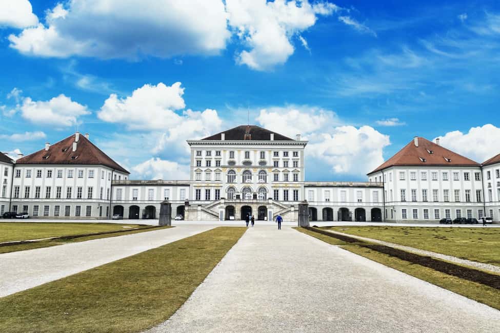 Munich Nymphenburg Palace Tickets and Tour, Carriage Museum - Entering Nymphenburg: What makes this tour work so well