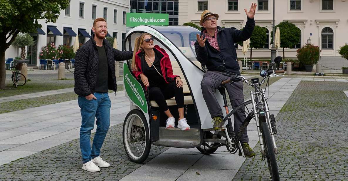 Munich: Old Town and English Garden Rickshaw Tour - English Garden phase: Munich’s famous park, seen the easy way