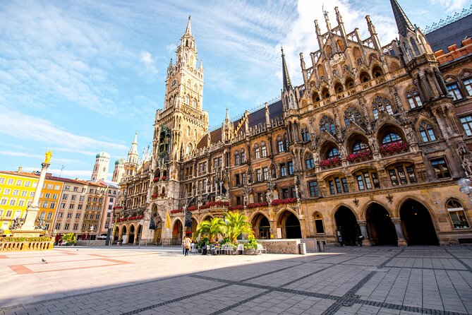 Munich: Old Town Highlights Private Walking Tour - Meeting at Marienplatz: start right by St Peter
