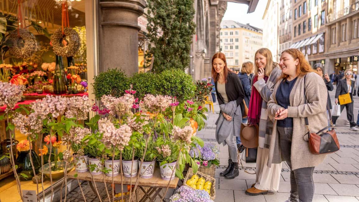 Munich: Private Personalized Walking Tour with a Local Host - Marienplatz as your compass: orientation without the tourist fog