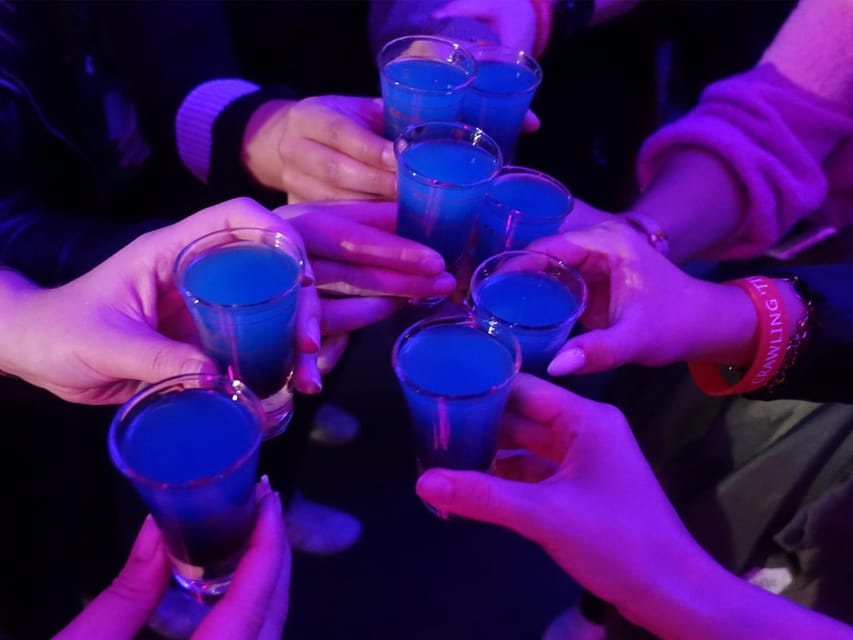 Munich: Private pub crawl with insider-guide & free shots - Why this private Munich pub crawl feels like a real night out
