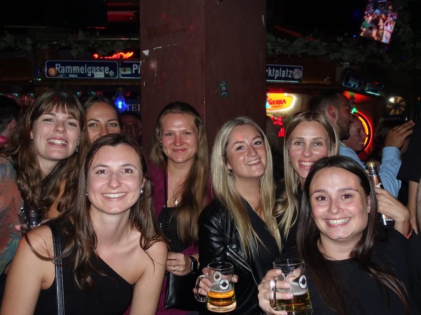 Munich: Private pub crawl with insider-guide & free shots - Local Bar 1 (first hour): your guide sets the tone