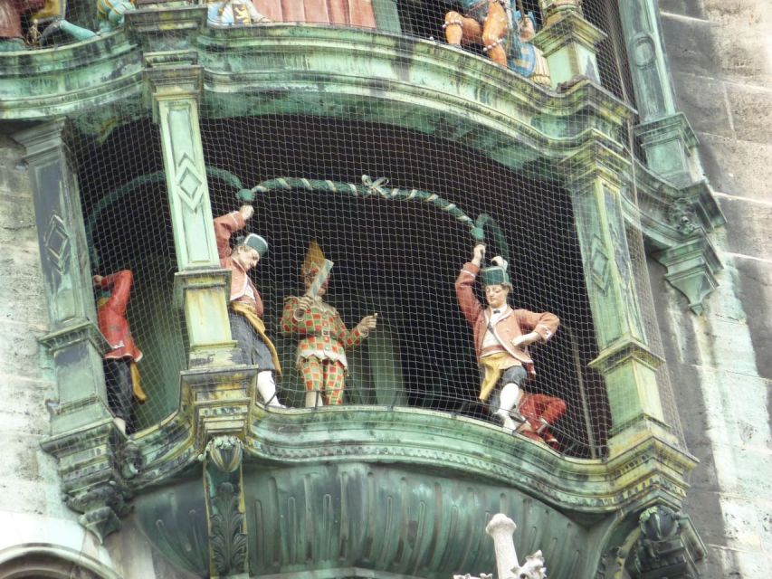 Munich: Private Walking Tour of the Historical City Center - Frauenkirche: Double-Tower Views and the Devil’s Footprint Legend