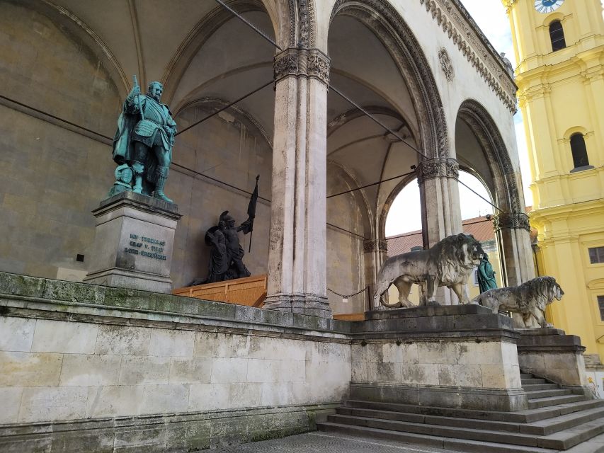 Munich Residenz: Private Tour with artists and historians - Why the Munich Residenz feels like a living story