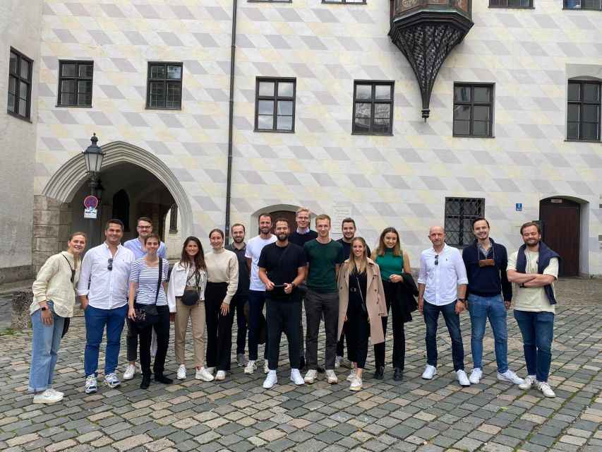 Munich: Resistance against Hitler - Historical Walking Tour - The university stops: resistance and youth in the same streets