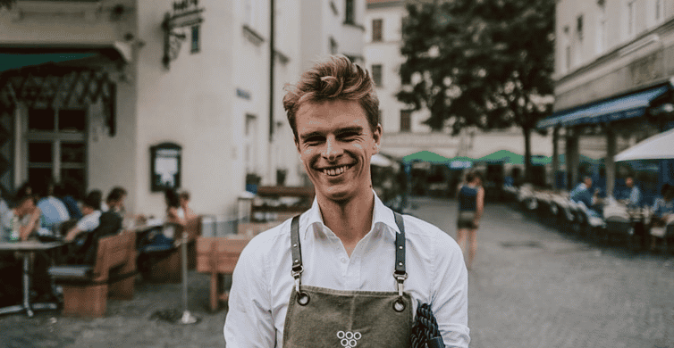 Munich: Romantic Wine Experience for Two at Viktualienmarkt - The core experience: a cozy wine-for-two slot that actually stays intimate