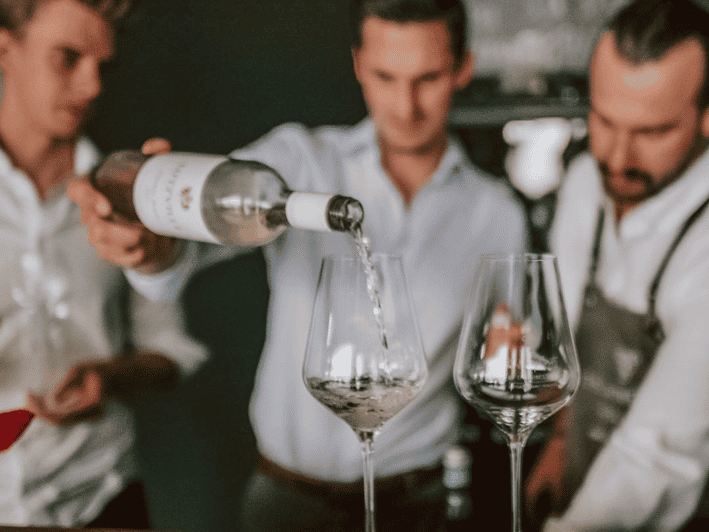 Munich: Romantic Wine Experience for Two at Viktualienmarkt - How the two hours really work (and what to do before or after)