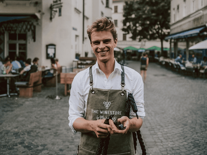 Munich: Romantic Wine Experience for Two at Viktualienmarkt - Price and value: $82 for two is less about the bottle, more about the whole pairing