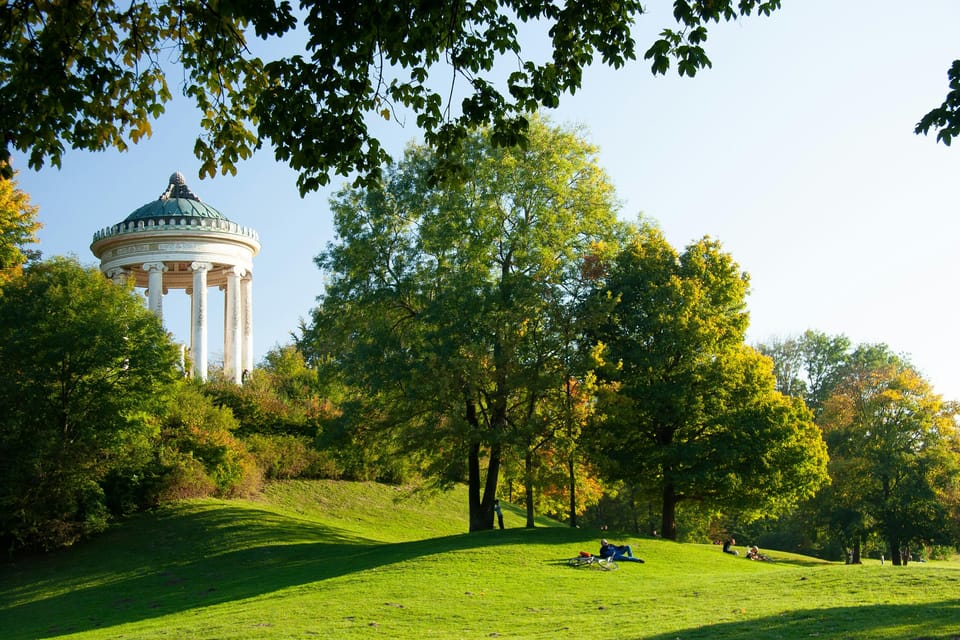 Munich: Running tour with insider tip guarantee - Sightrunning Through the City: How Sightseeing Works While Moving