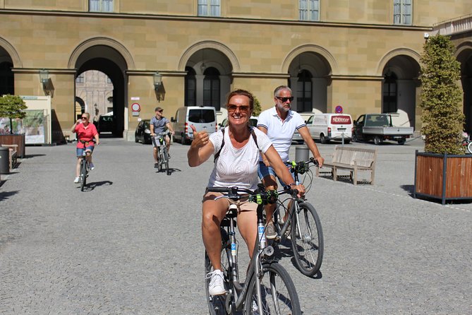 Munich Small-Group Bike Tour - Eisbachwelle: The Surfer Wave That Looks Wrong