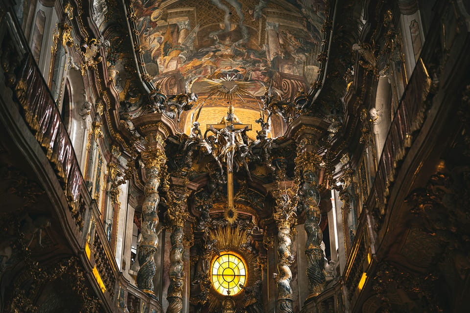Munich: Spanish Guitar & Bach Toccata at Asamkirche - Your Night in Asamkirche: Arrival, Seating Mindset, and Listening Tips