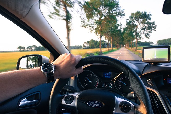 Munich to Prague - Private Transfer with 2 hours of Sightseeing - Included vs Not Included: What You Still Need to Plan